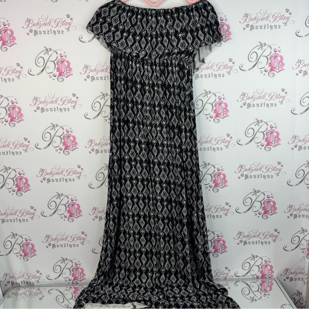 Thx Thanx Collection Long Dress Aztec Elegant Black And White Patterned Dress